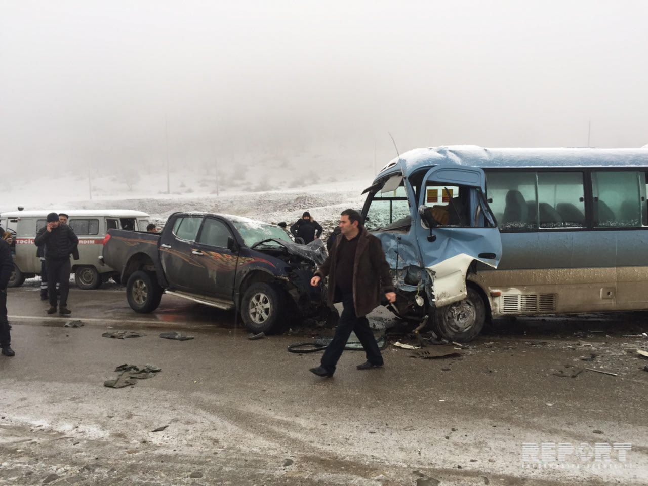 В Гусаре пассажирский автобус попал в аварию, много раненых