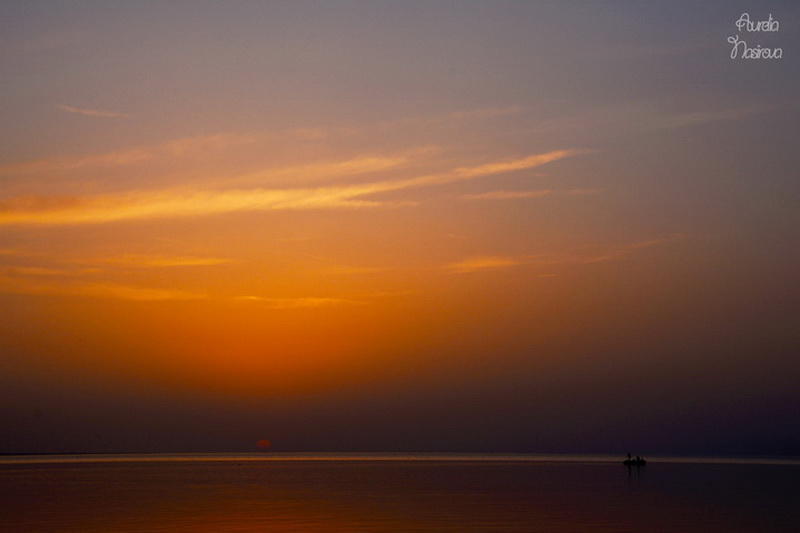 Потрясающие кадры заката на Мингячевирском водохранилище