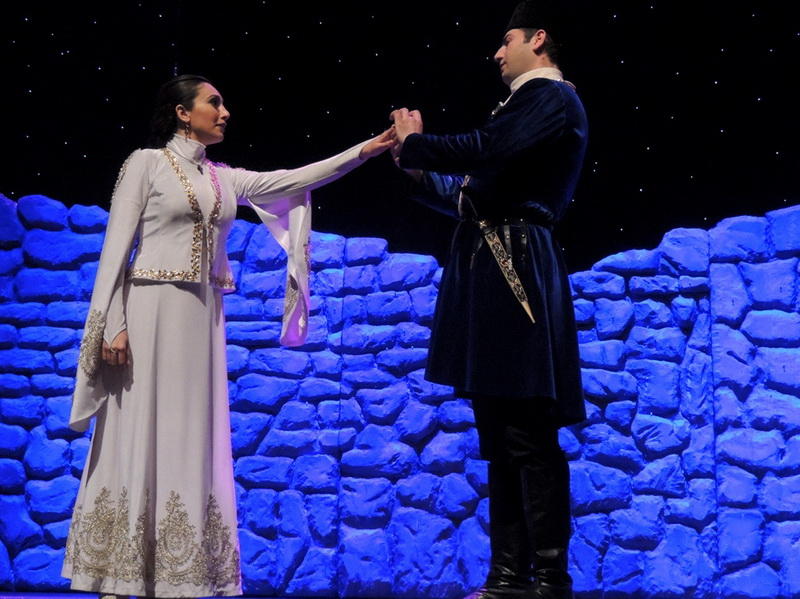 История любви «Али и Нино» впервые представлена на сцене Русской драмы