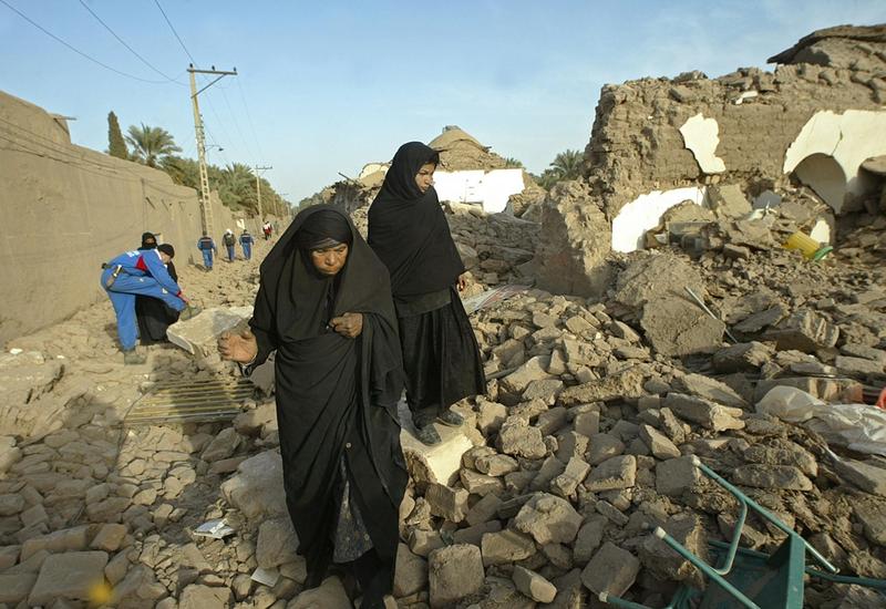 Сильное землетрясение в Иране
