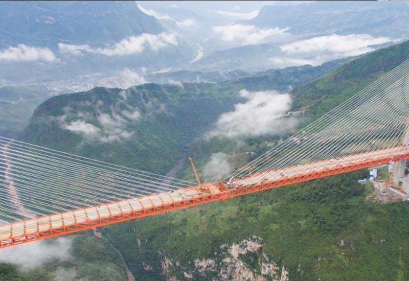 В Китае открыли самый высокий мост в мире