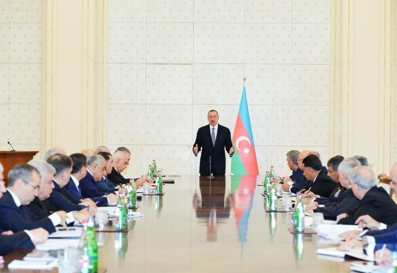 Президент Ильхам Алиев: В 2017 году будут предприняты очень важные шаги по экономическому развитию Азербайджана