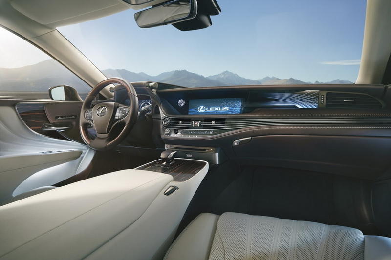 Lexus представил новое поколение седана-флагмана LS