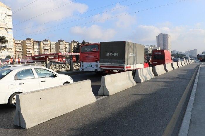 Изменено движение транспорта на въезде в Баку