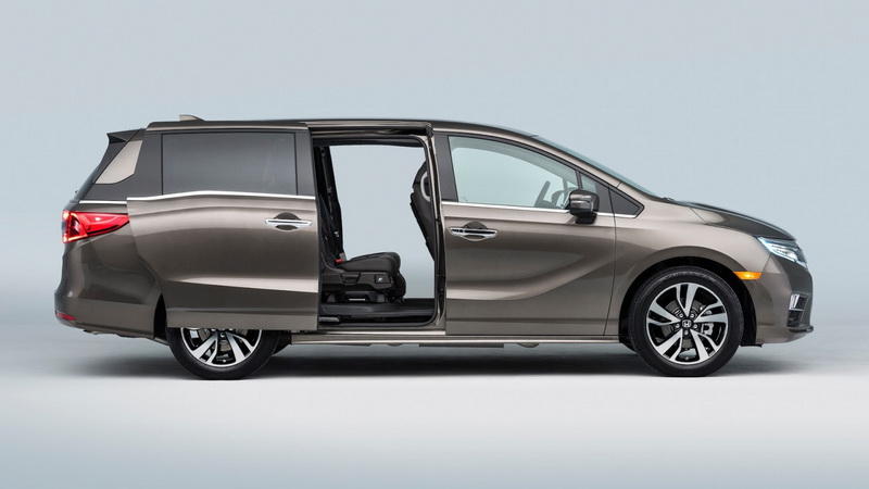 Для новой Honda Odyssey разработали собственную "операционку"