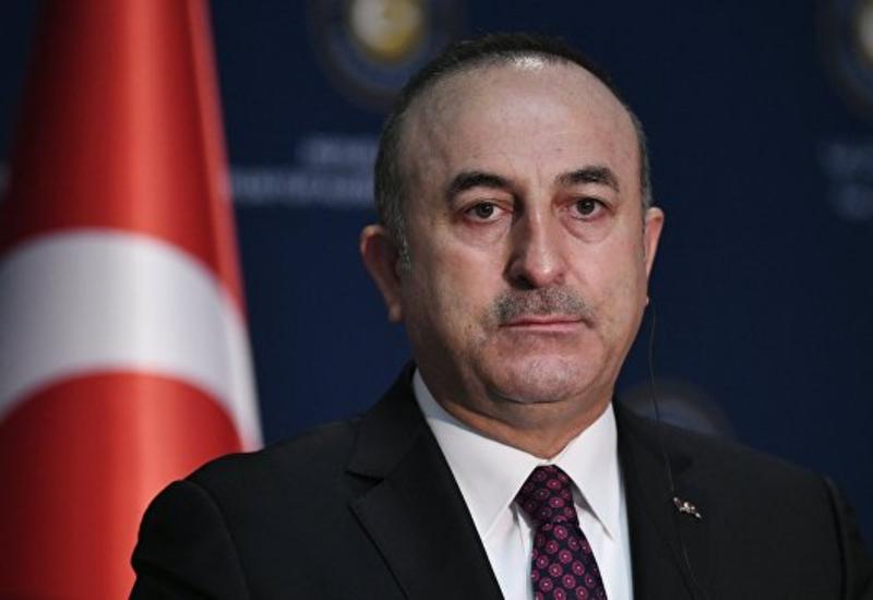 Чавушоглу: Москва и Анкара решили пригласить США на переговоры по Сирии