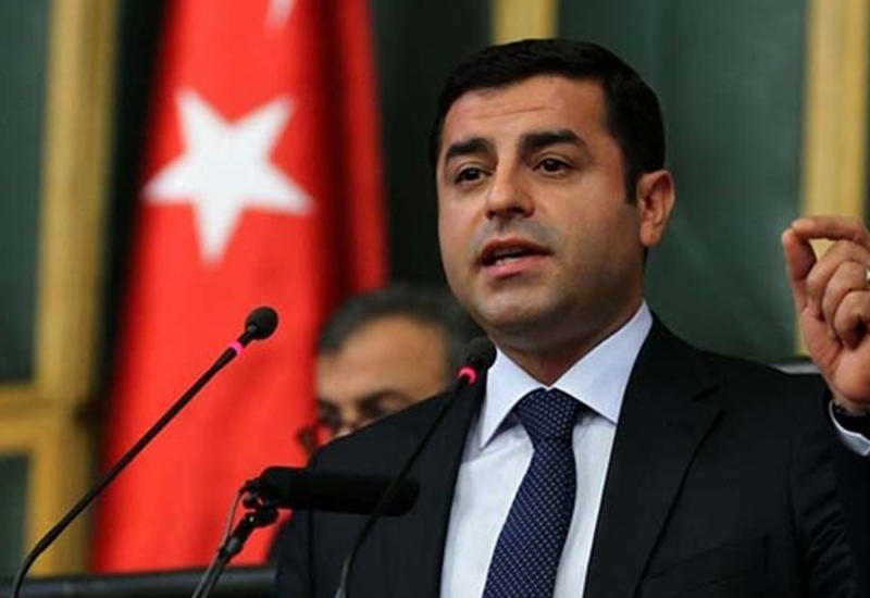 Экс-депутата Турции приговорили к пяти месяцам тюрьмы