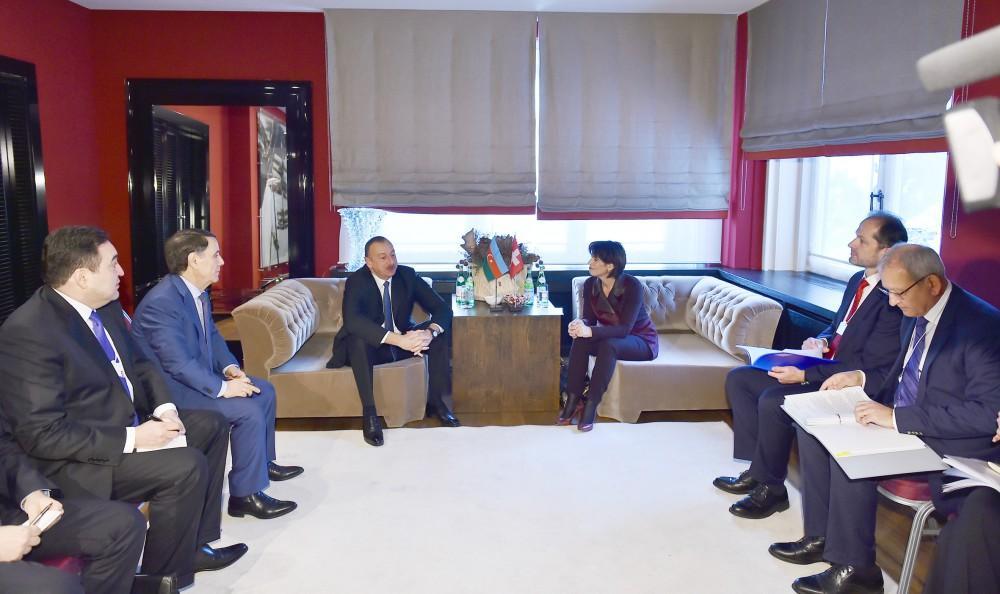Президент Ильхам Алиев встретился в Давосе с главой Швейцарии