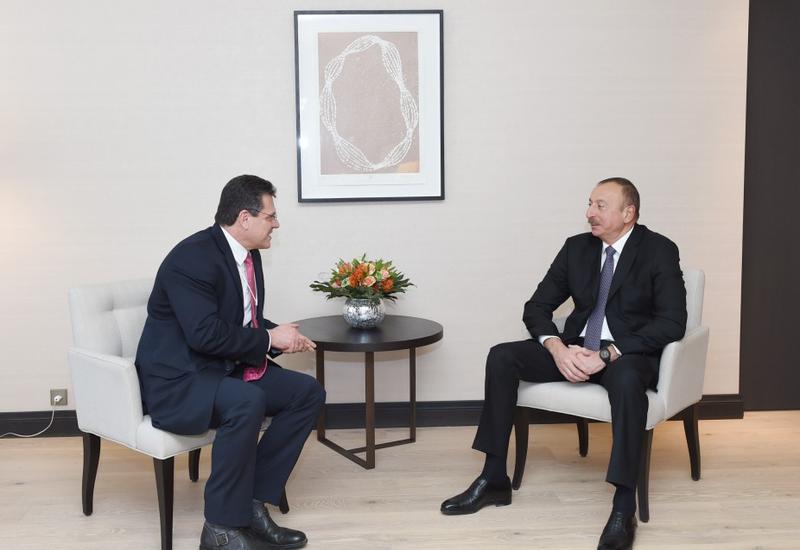 Президент Ильхам Алиев встретился в Давосе с вице-президентом Еврокомиссии по энергосоюзу