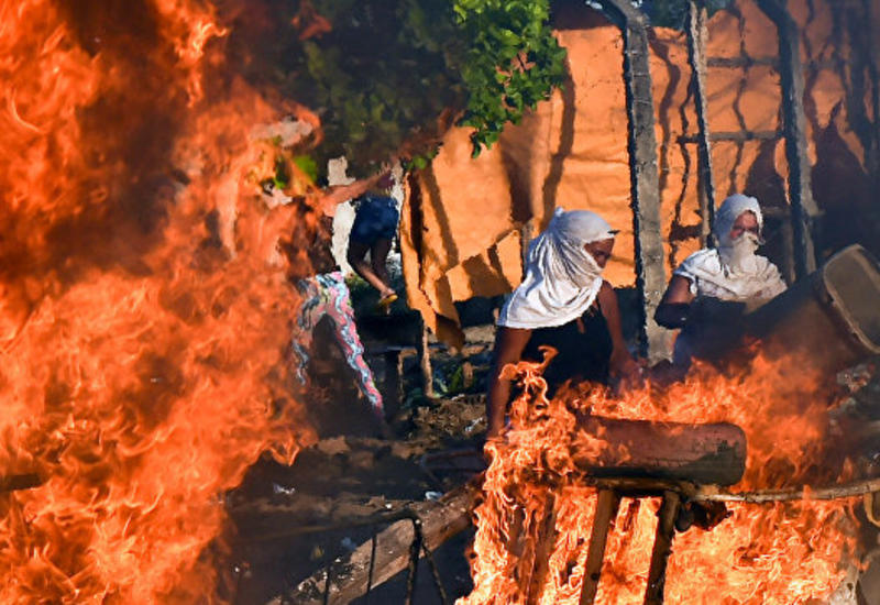В Бразилии бандиты сожгли автобусы, перевозившие заключенных