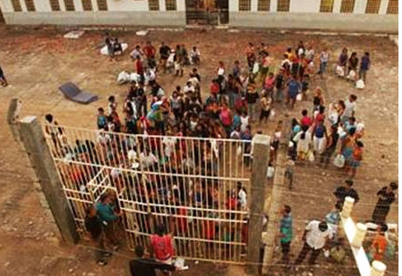 Новые столкновения между заключенными в бразильской тюрьме