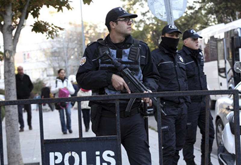 В Стамбуле из гранатомета обстреляли офис правящей партии Турции