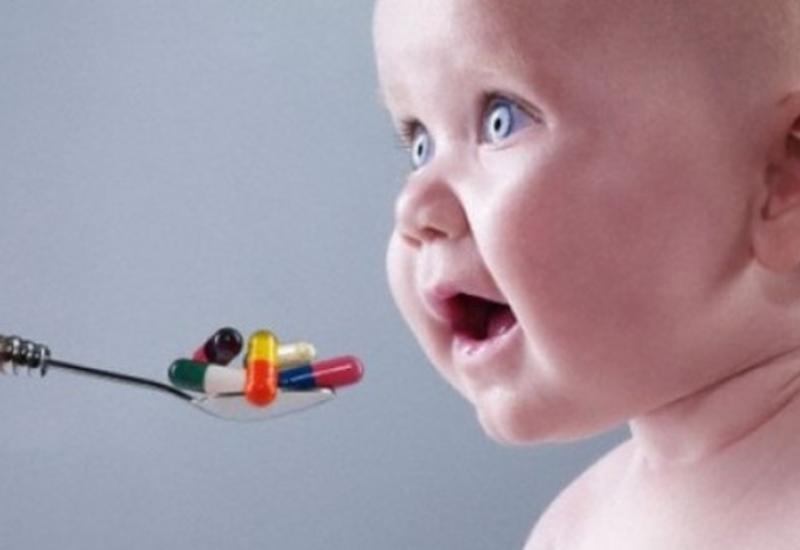 Ученые о вреде антибиотиков на новорожденных детей