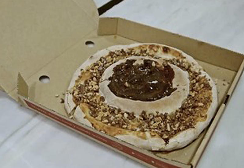 Испанцы придумали шоколадную пиццу ко Дню всех влюблённых