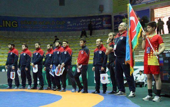 İranda Azərbaycan bayrağına hörmətsizlik