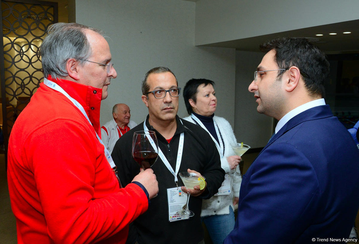 В Баку состоялась встреча глав и представителей делегаций, прибывших на Кубок мира по прыжкам на батуте