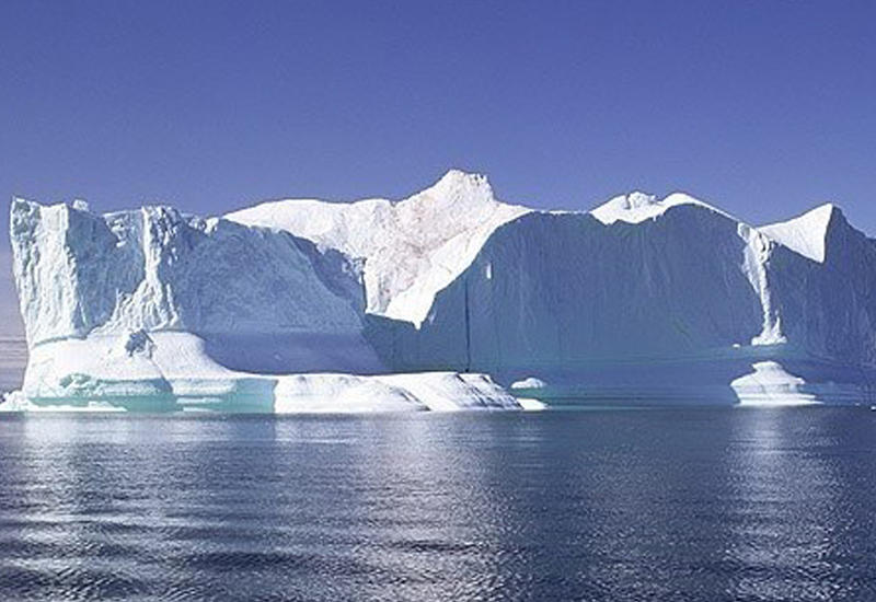 От Антарктиды откололся айсберг размером с Манхэттен