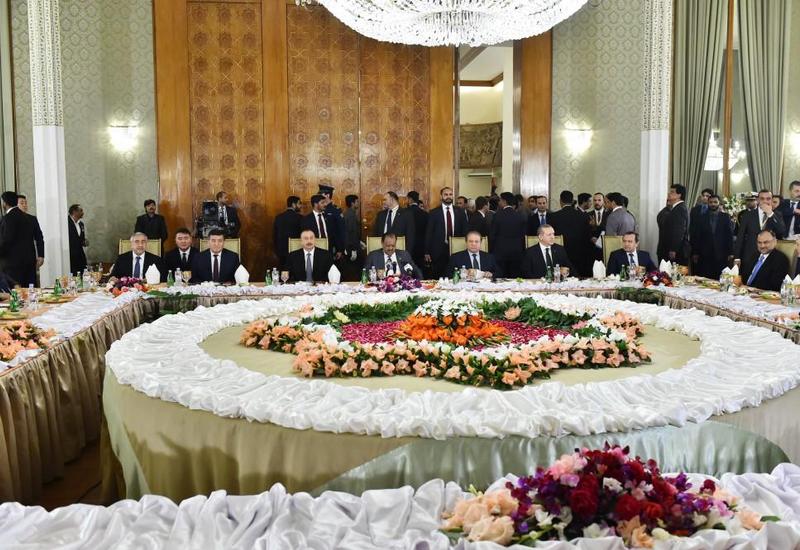 Президент Ильхам Алиев присутствовал на ужине, данном от имени главы Пакистана