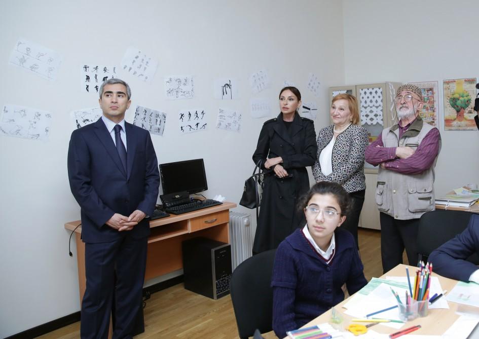 Первый вице-президент Азербайджана Мехрибан Алиева приняла участие в открытии после реконструкции школы-интерната в поселке Бильгя