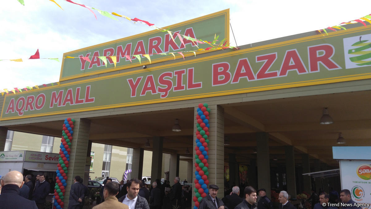 В Баку открылся "Зеленый маркет" с выгодными ценами