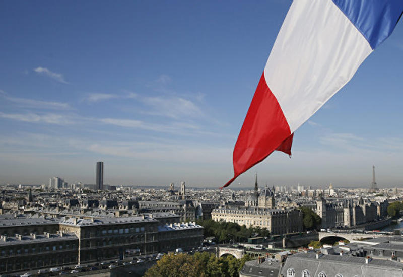 В Париже из-за сообщений о бомбе эвакуировали здание суда