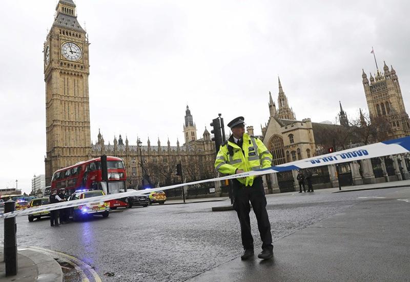 На колесе обозрения в Лондоне заблокированы сотни туристов