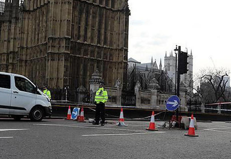 Londondakı terrorda şübhəli bilinən 6 nəfər sərbəst buraxıldı