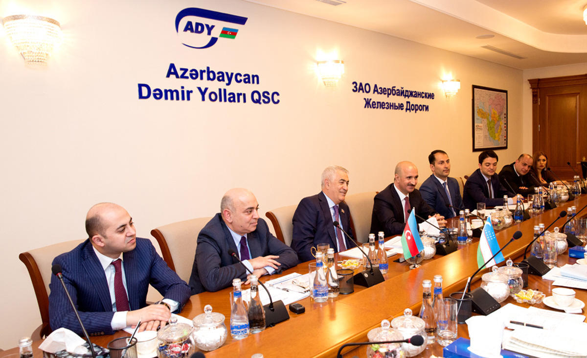 Азербайджан и Узбекистан будут вместе развивать транзитные грузоперевозки