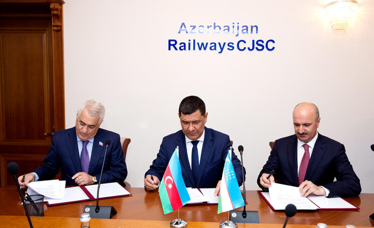 Азербайджан и Узбекистан будут вместе развивать транзитные грузоперевозки