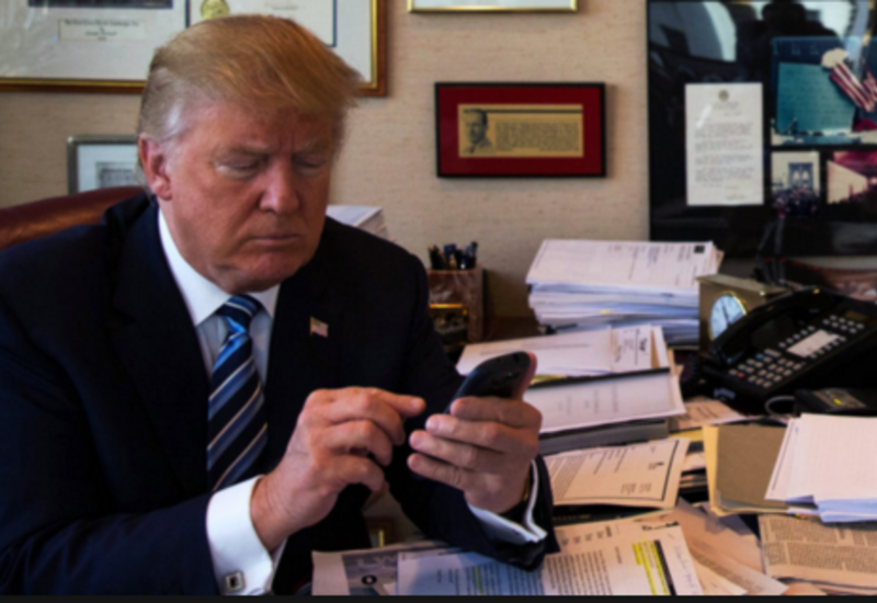Трамп начал использовать iPhone