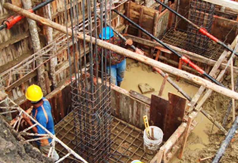 Названа сумма вложенных инвестиций в строительный сектор в Азербайджане