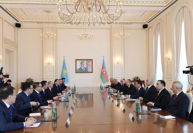 Нурсултан Назарбаев: В ближайшие два-три года есть возможность в несколько раз увеличить товарооборот между Казахстаном и Азербайджаном