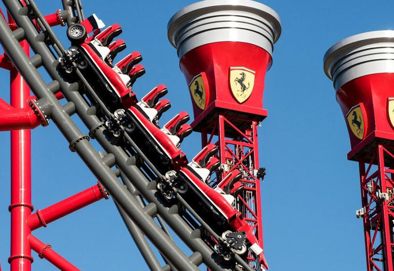 Ferrari открыла самые быстрые "американские горки" в Европе
