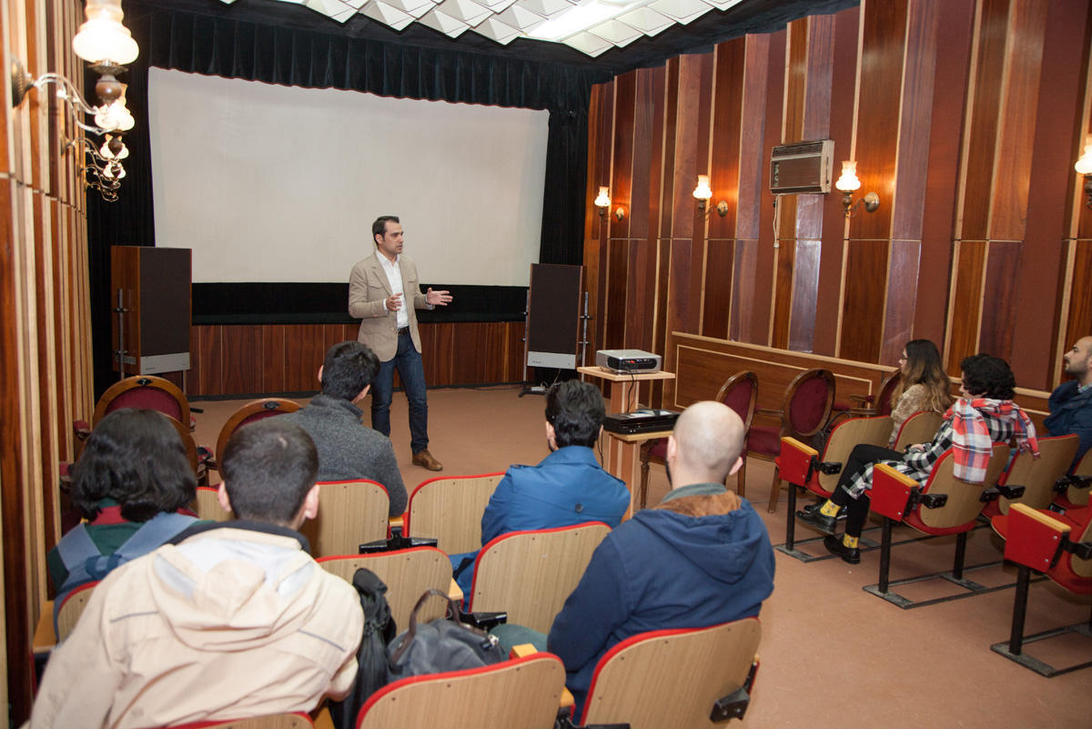 В Баку прошел мастер-класс для участников II Фестиваля буктрейлеров