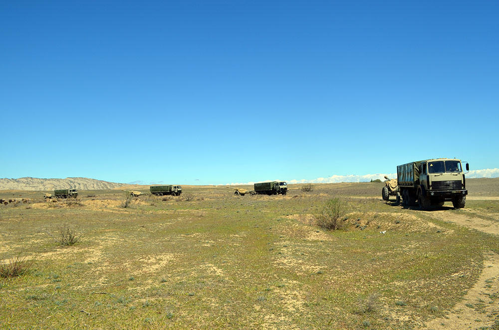 Ракетные и артиллерийские войска Азербайджана выводятся на стартовые позиции