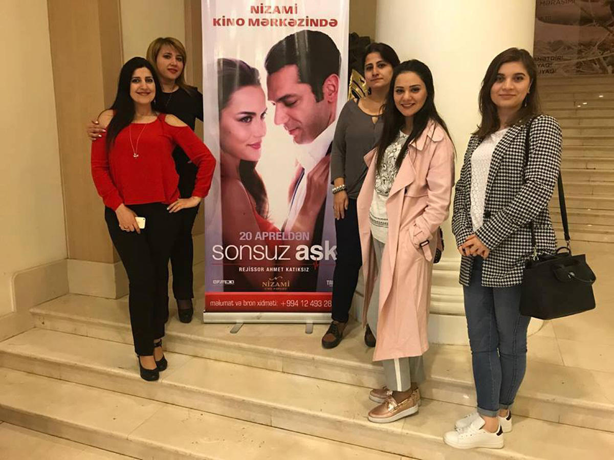 В Киноцентре "Низами" состоялся закрытый показ турецкого фильма "Бесконечная любовь"