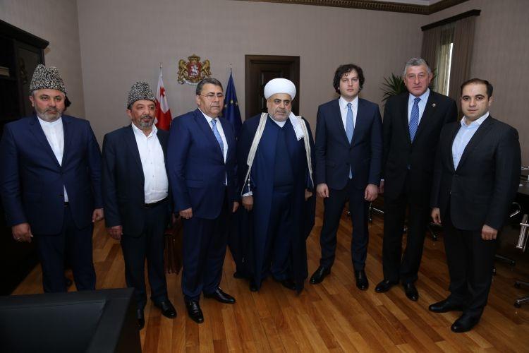 Аллахшюкюр Пашазаде встретился с председателем парламента Грузии