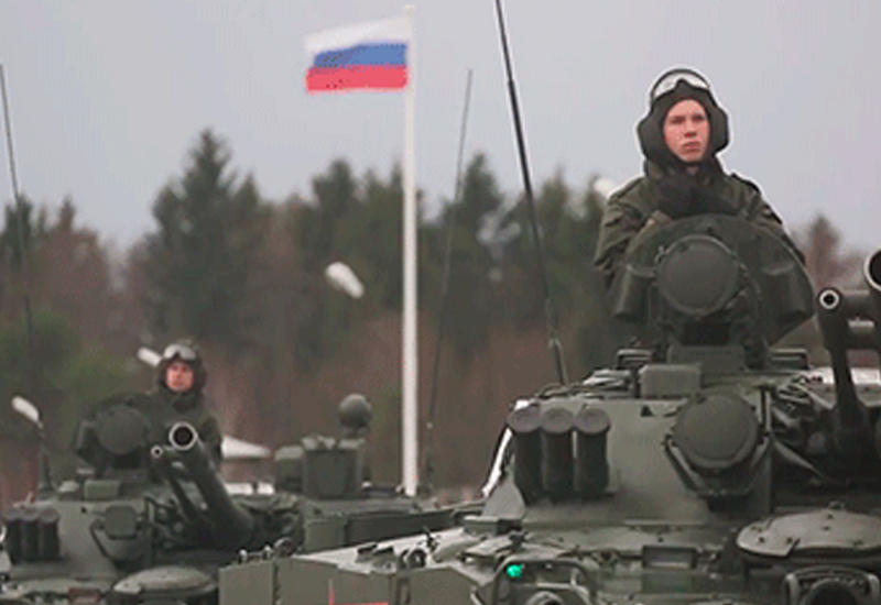 Минобороны РФ показало подготовку боевых машин к Параду Победы