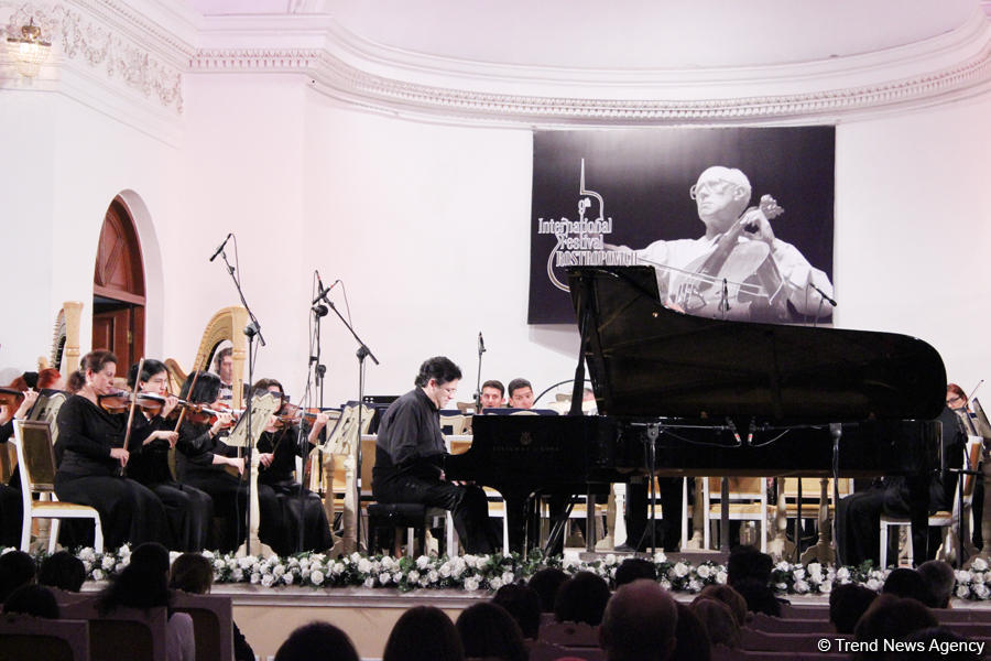 В Филармонии открылся IX Международный фестиваль Мстислава Ростроповича