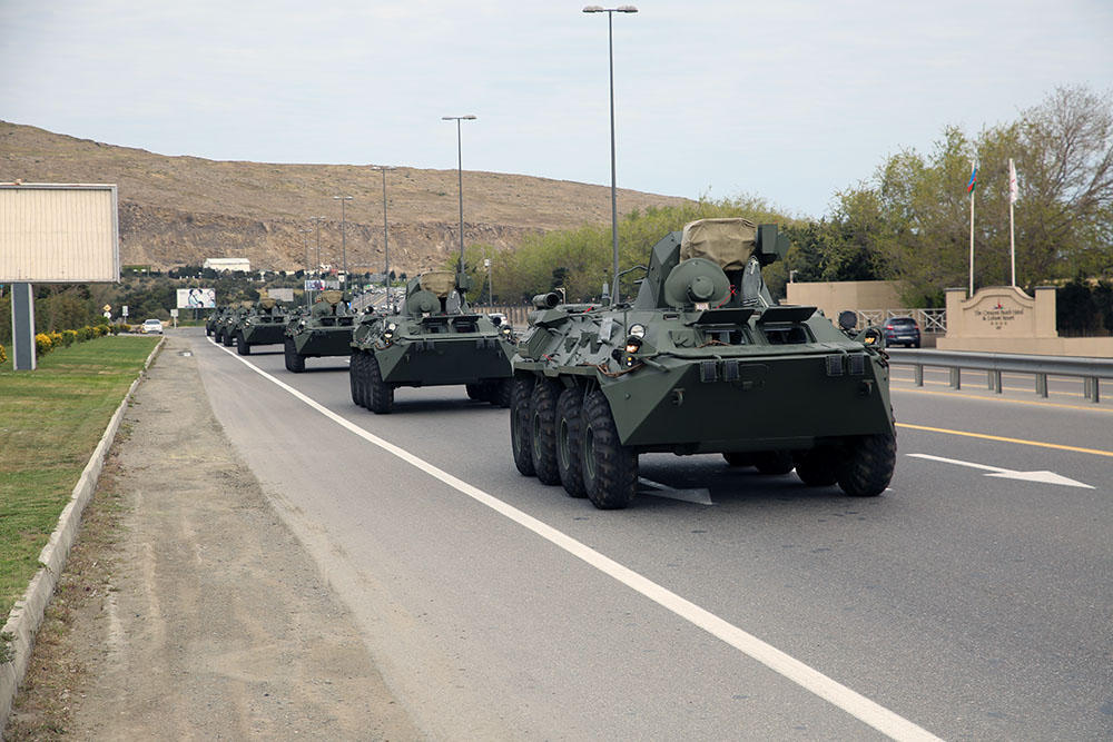 Россия поставила в Азербайджан новую партию современного оружия и военной техники
