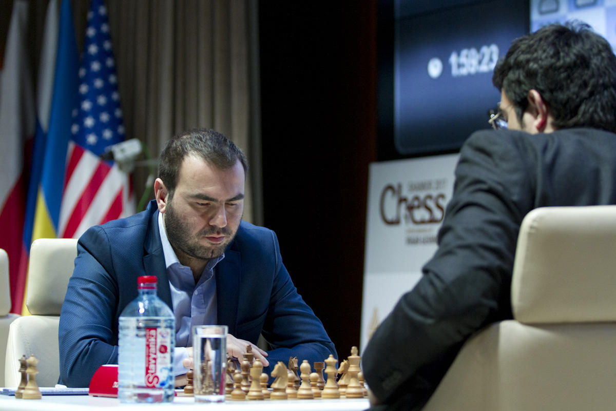 Футбольные битвы на шахматном турнире в Азербайджане: Интеллект или техника