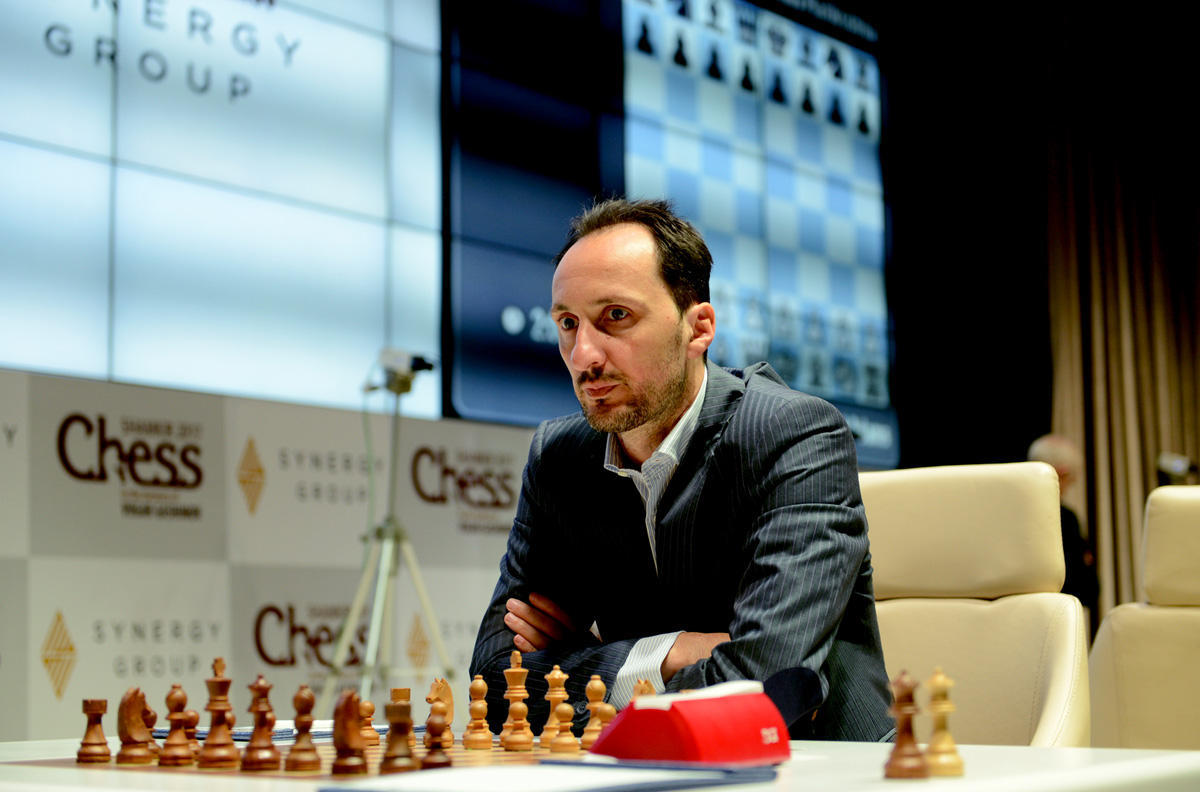 Футбольные битвы на шахматном турнире в Азербайджане: Интеллект или техника