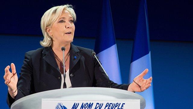 Крупнейший профсоюз Франции призывает голосовать против Ле Пен