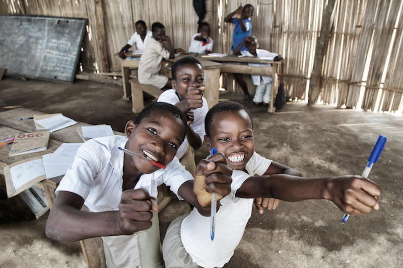 Искренние фотографии детей народа эве из африканской страны Того