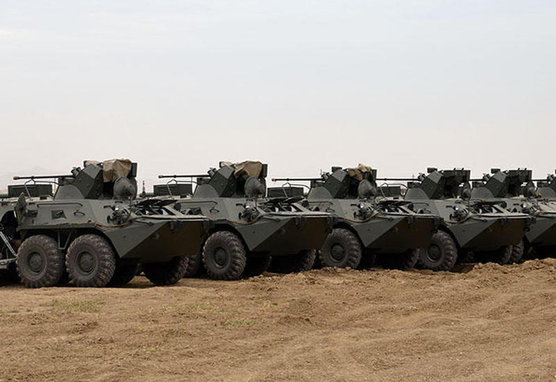 Азербайджанская армия проверила доставленное из России вооружение