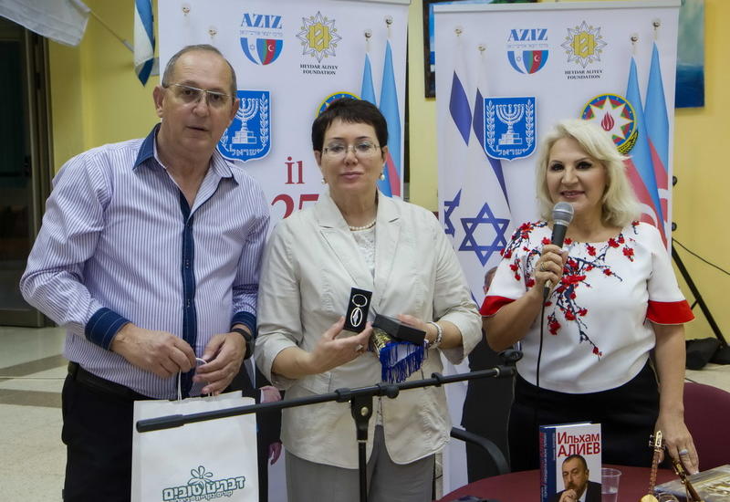 Эльмира Ахундова встретилась с выходцами из Азербайджана, живущими в Израиле