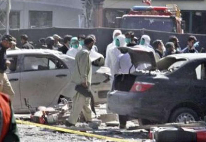 Опубликованы кадры с последствиями взрыва у женской школы в Пакистане