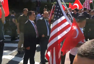 Получив по заслугам, армяне США затеяли новую провокацию против Анкары