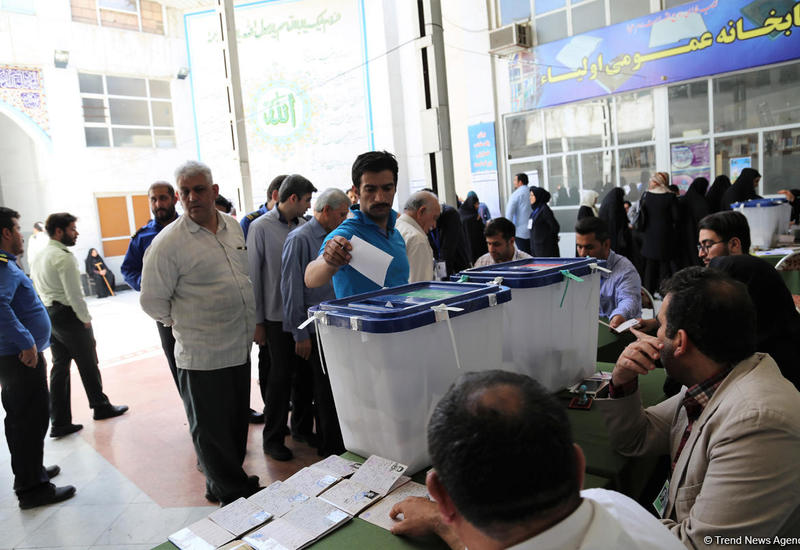 В Иране время голосования на выборах президента продлили на два часа