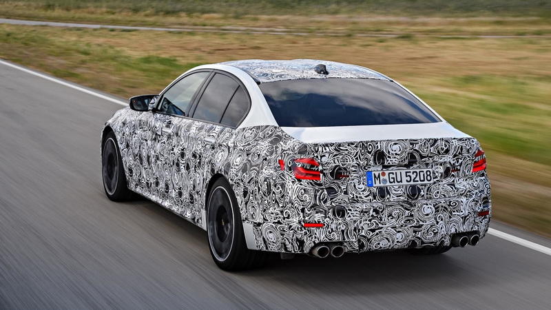Новый BMW M5 позволит переключаться с заднего привода на полный